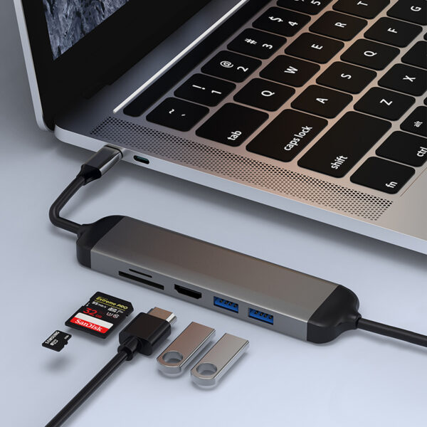 Wiwu Alpha 5 in 1 USB-C Hub A521H